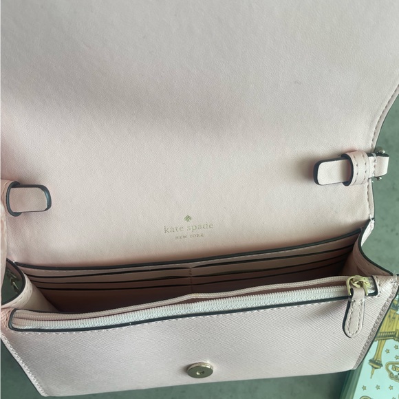 Kate Spade purse - Picture 4 of 5
